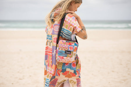 Retro Shores - Hooded Towel Recycled Sand Free