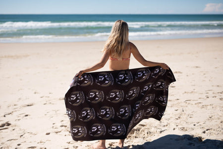 Collingwood Magpies - AFL Recycled Sand Free Beach Towel